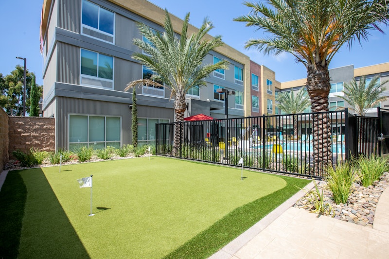 Home2 Suites By Hilton Carlsbad CA 42/44