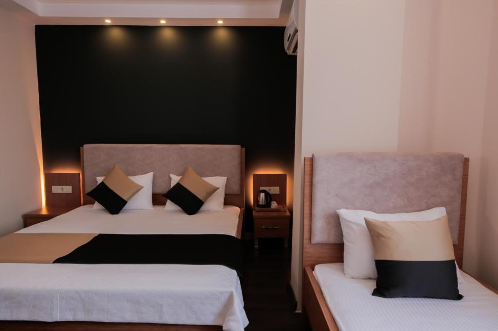 Carpe Diem Hotel 8/33