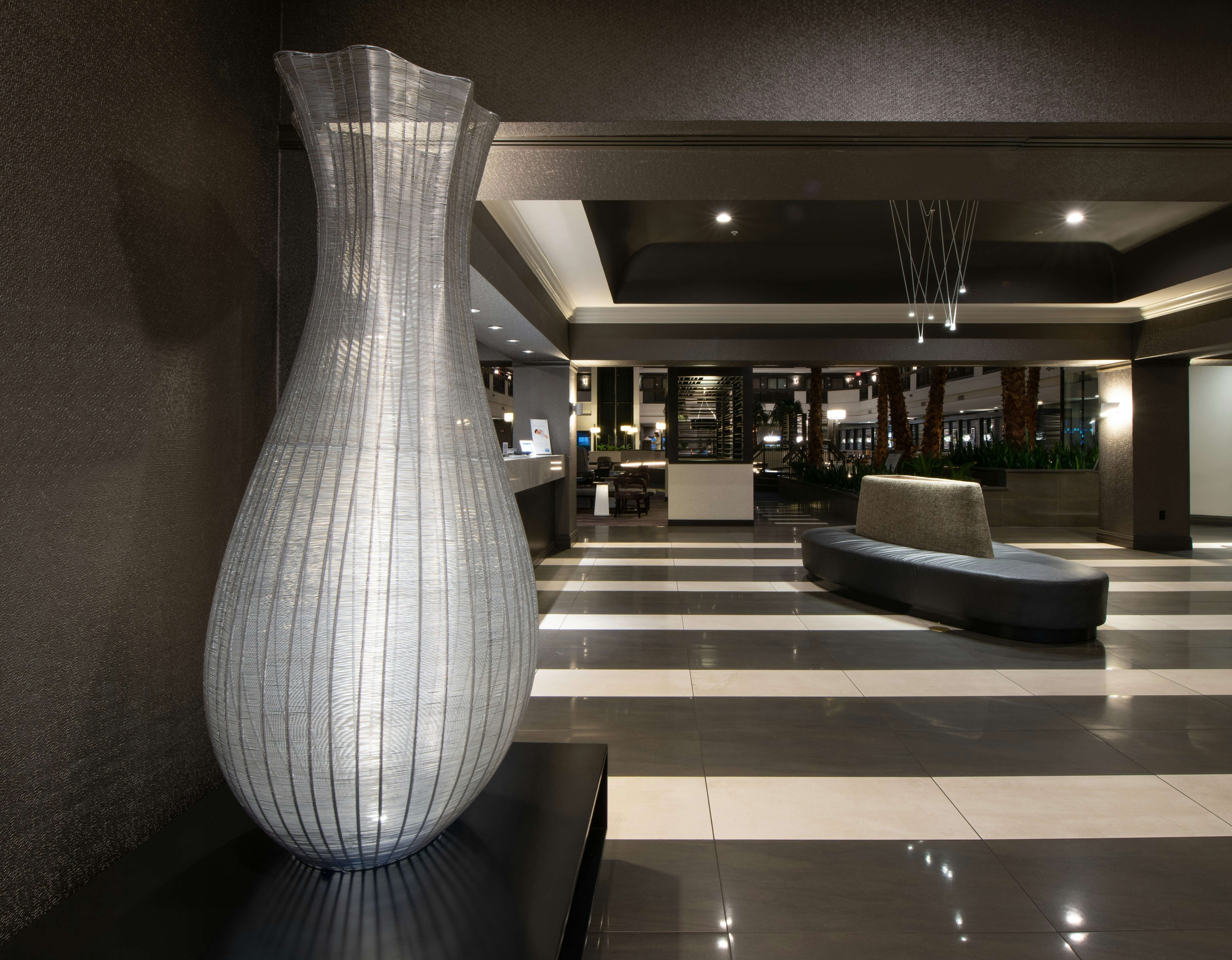 Embassy Suites Las Vegas 17/76