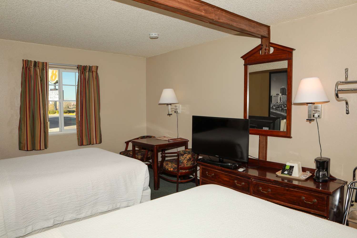 Super 8 By Wyndham Gallup 12/26