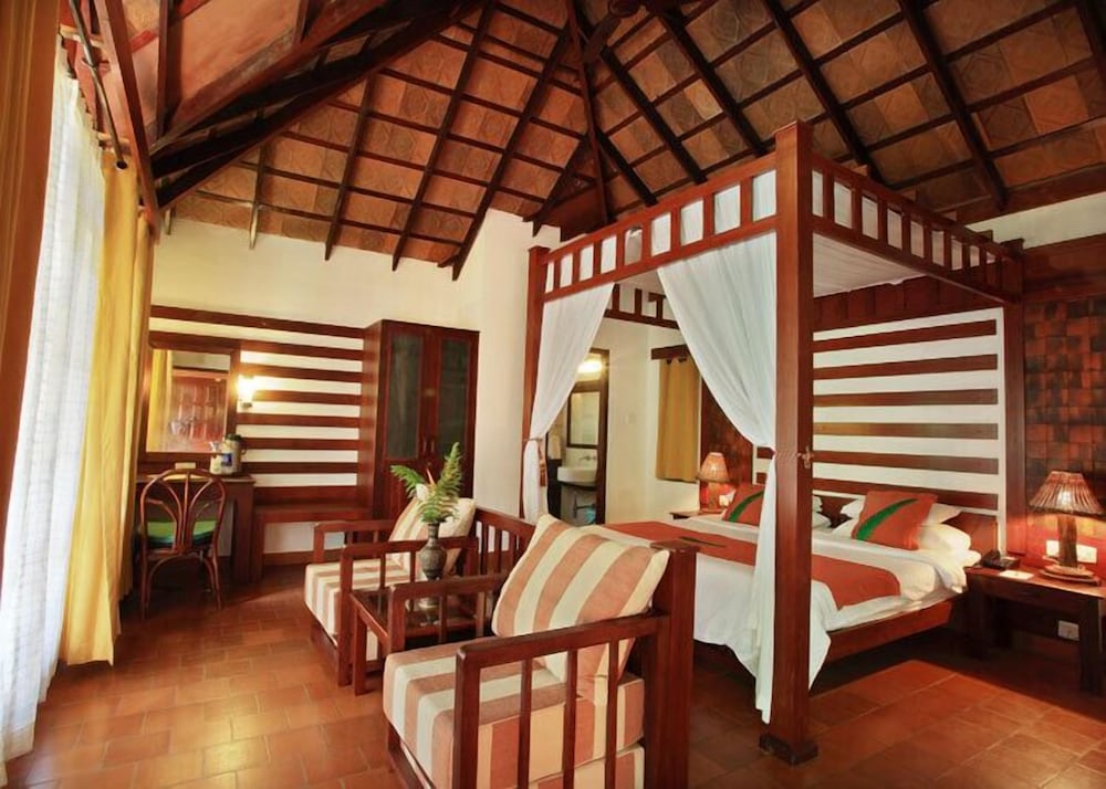 VYTHIRI RESORT 16/55