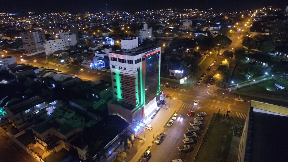 Holiday And Business Hotel 3/50