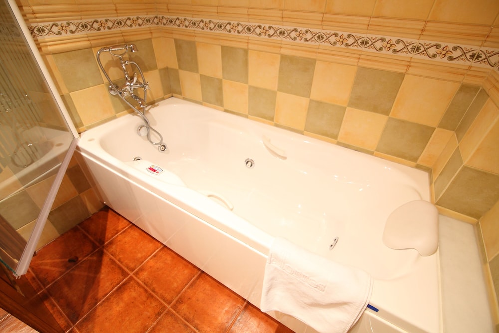 Rural Casona Detorres 68/69