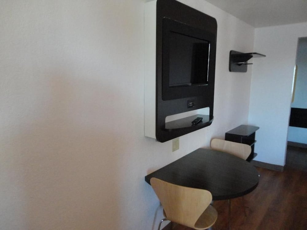 Motel6 Round Rock, TX 40/57