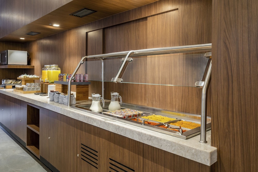 City Express Plus by Marriott San Luis Potosi 26/48