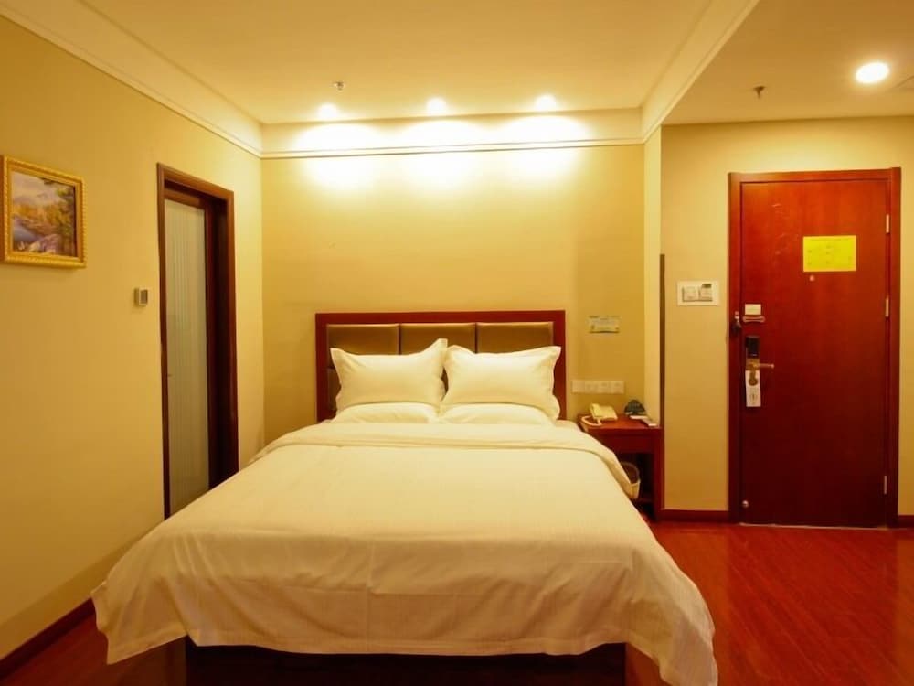 GreenTree Inn HeFei HuangShan Road DaXiDi 1912 Express Hotel 7/57