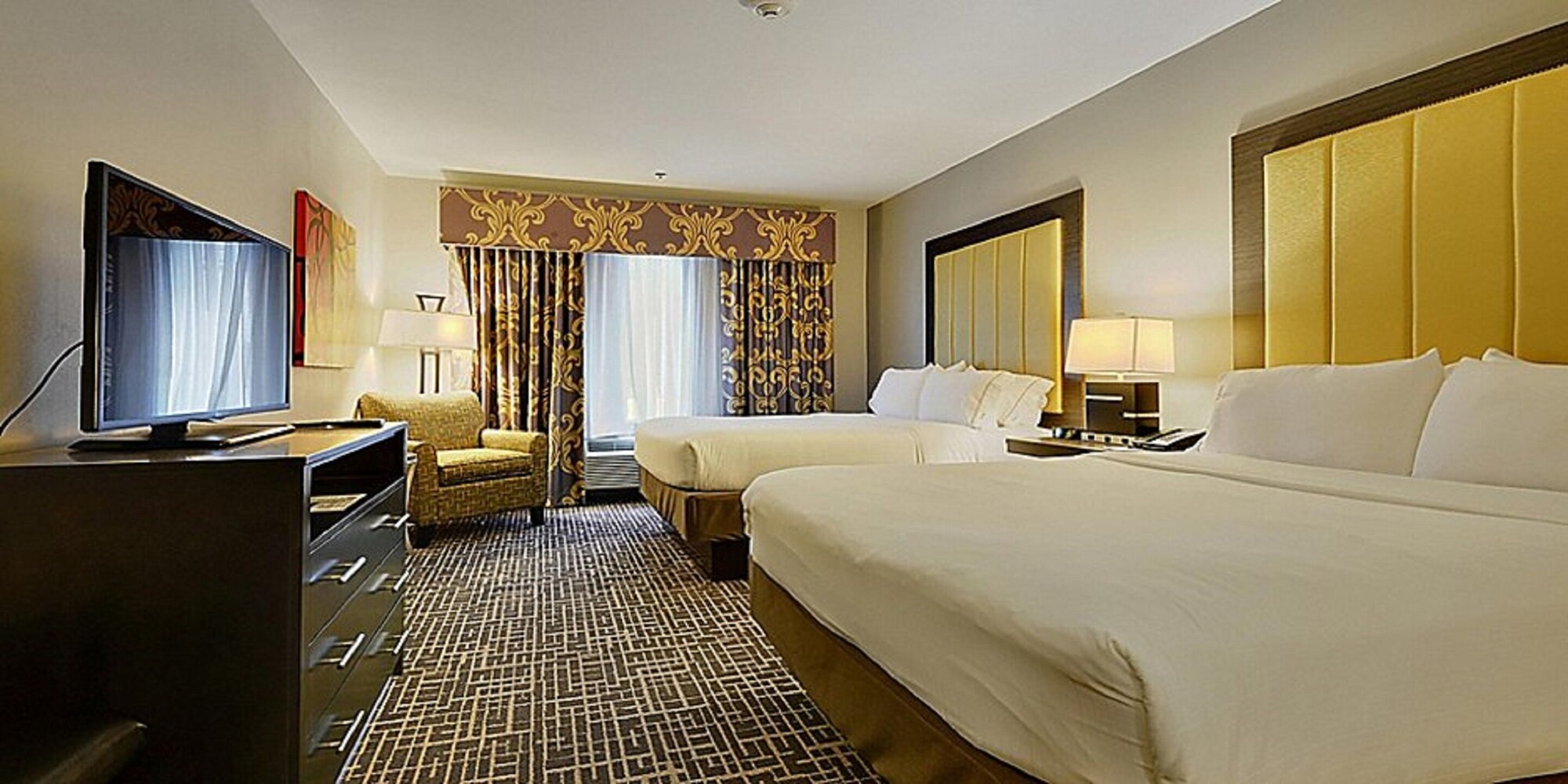 Standard, 2 Queen Beds