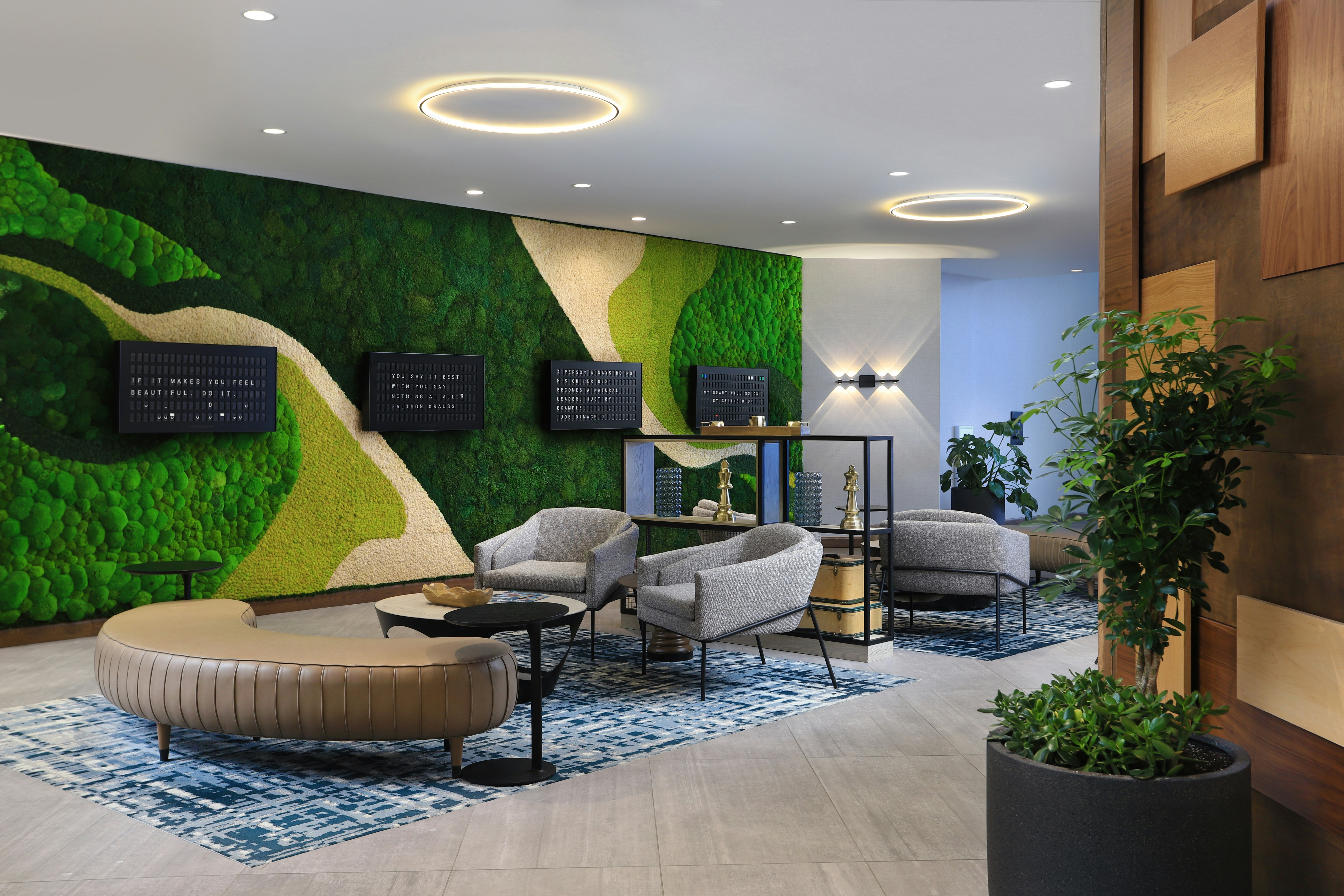 DoubleTree by Hilton Battle Creek 23/44