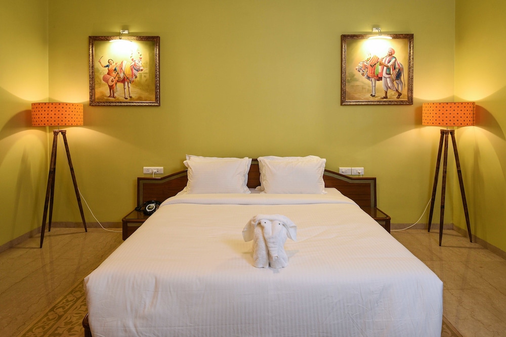 Surya Kiran Heritage Hotel 40/50