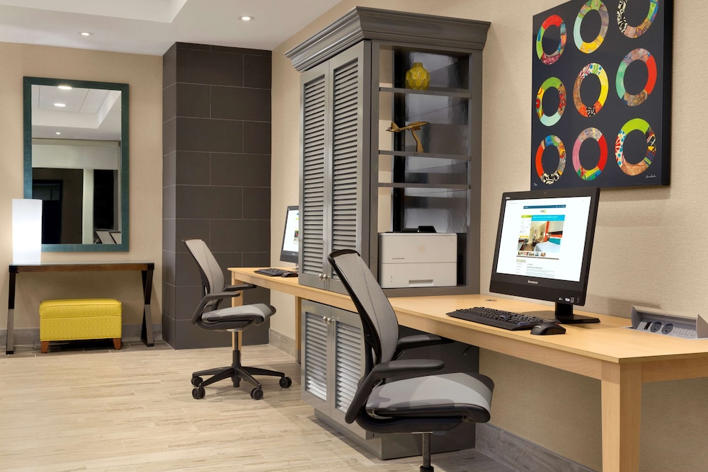 Home2 Suites By Hilton Hasb 32/34