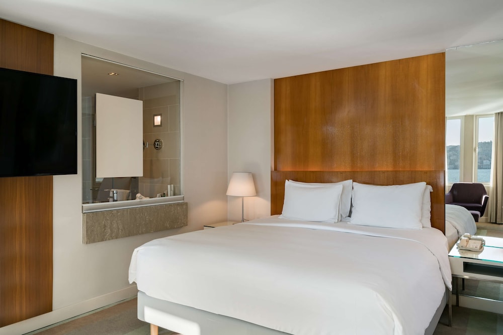 Junior Suite, Bosphorus View