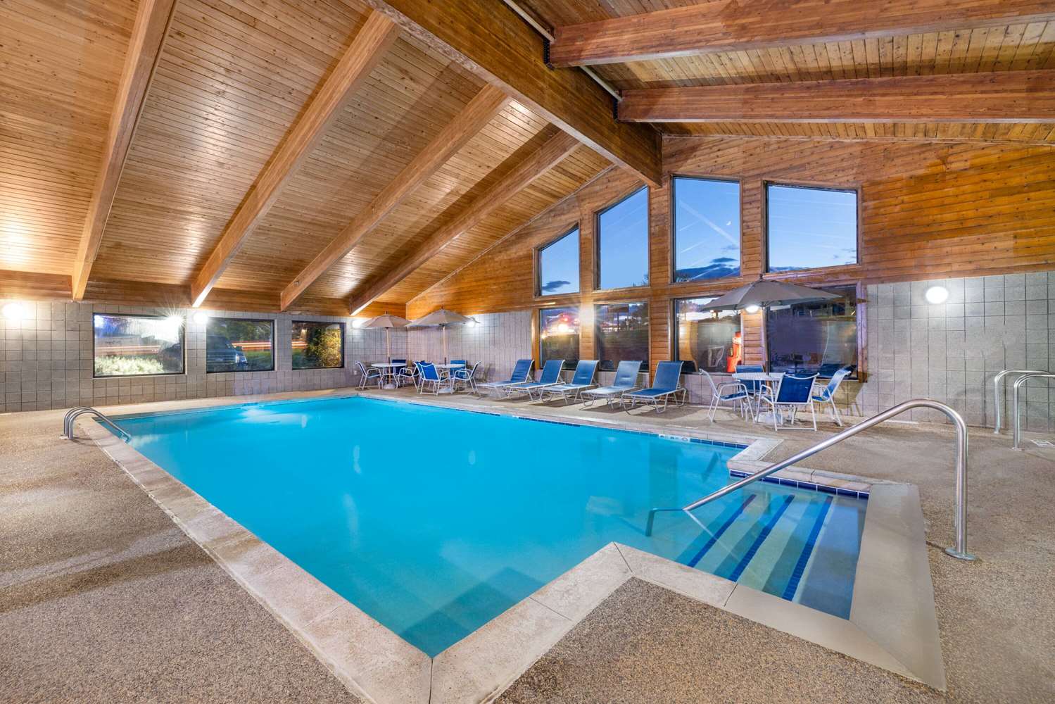 Americinn By Wyndham Dickinson 22/39