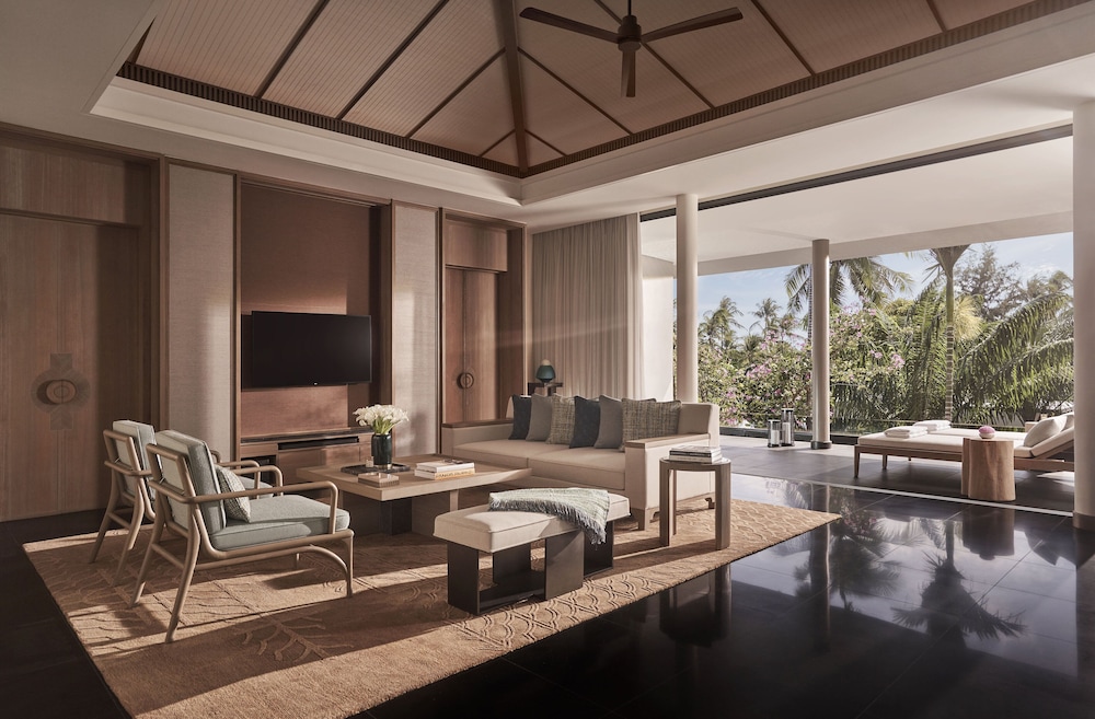 Regent Phu Quoc 53/77