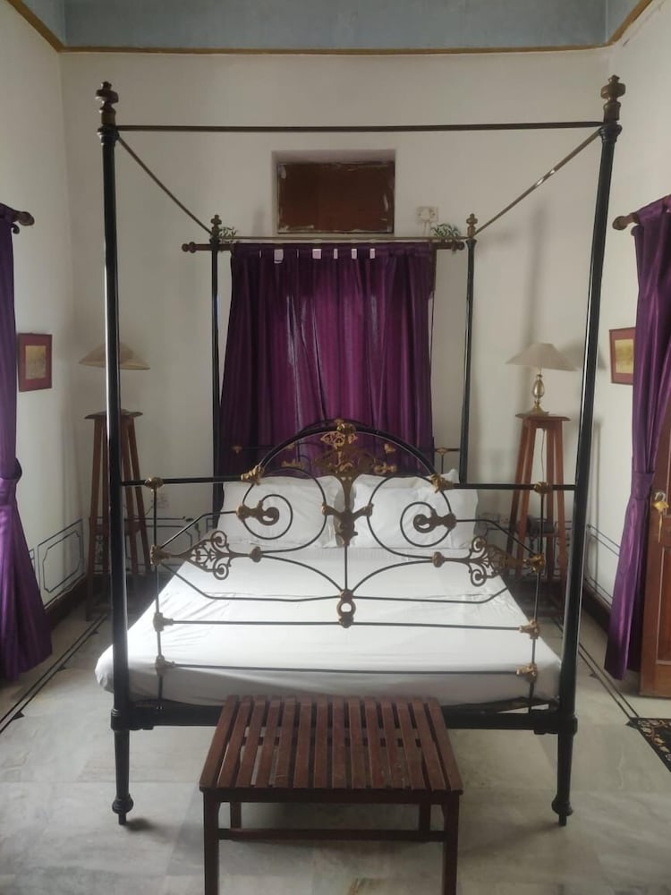 HOTEL RANGNIWAS PALACE 13/52