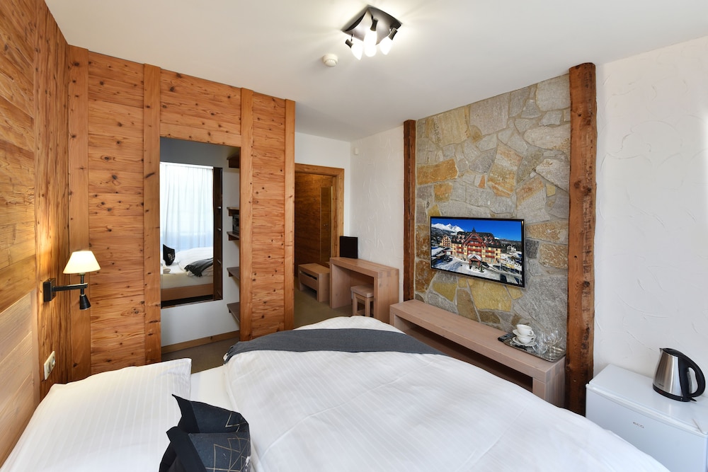 Kukucka Hotel 27/67