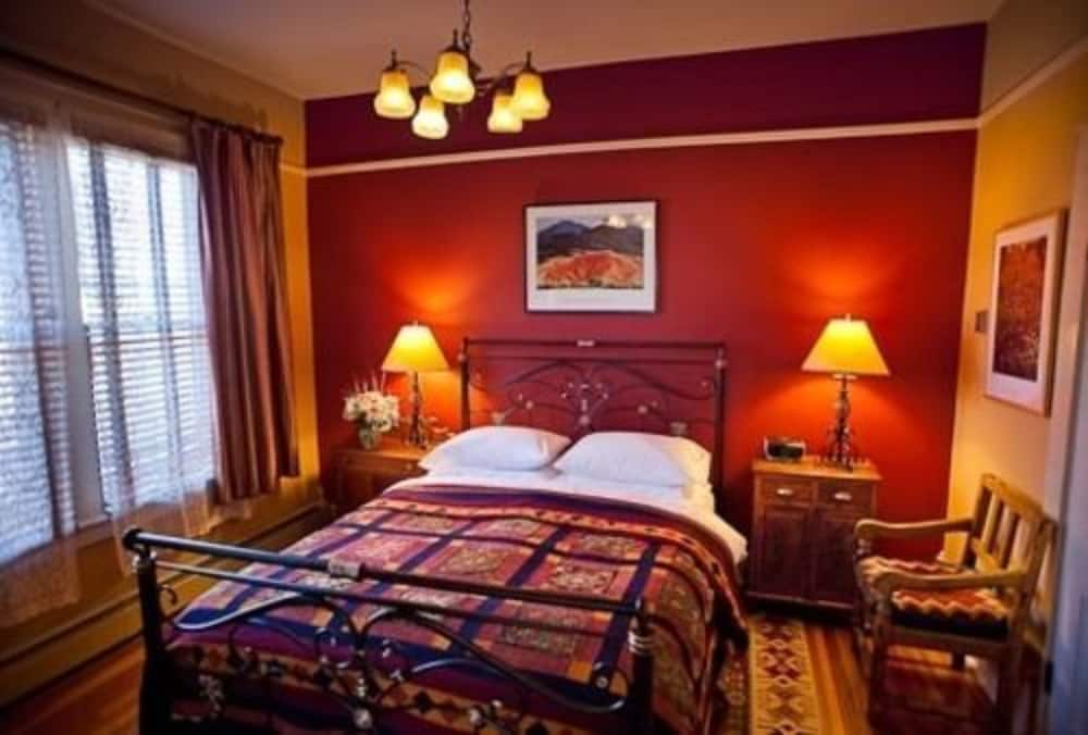El Paradero Bed & Breakfast Inn 15/79