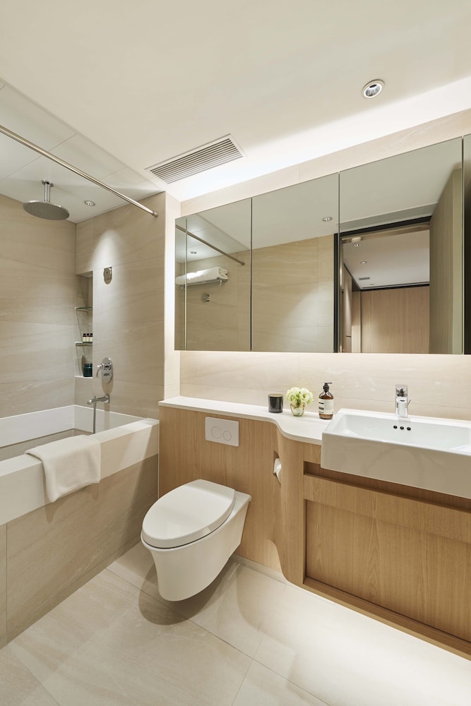 CM+ Hotels and Serviced Apartments 39/44