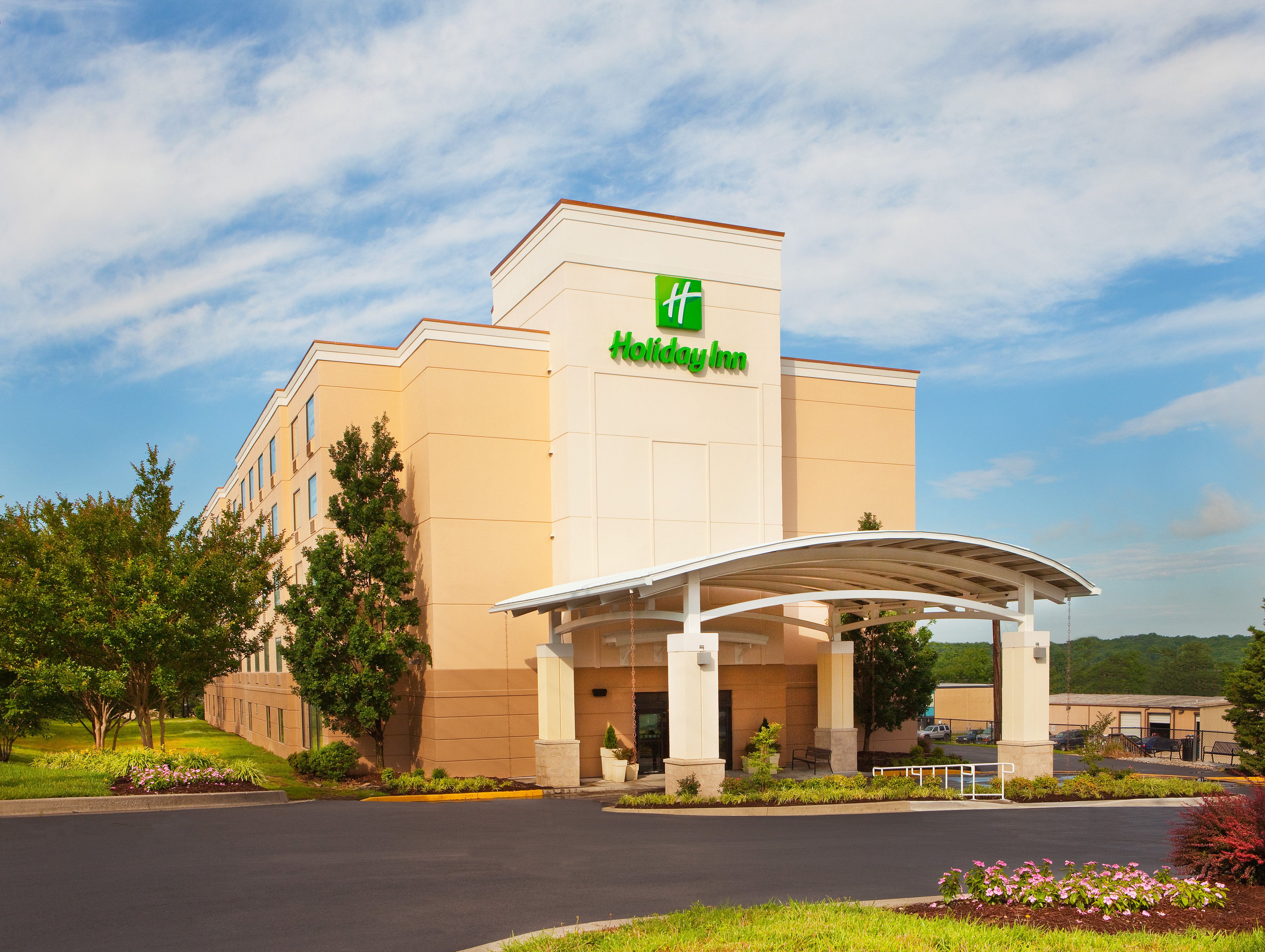 Holiday Inn Baltimore Bwi Airport Area Formerly Comfort Suites Bwi Airport Hotel 3/27