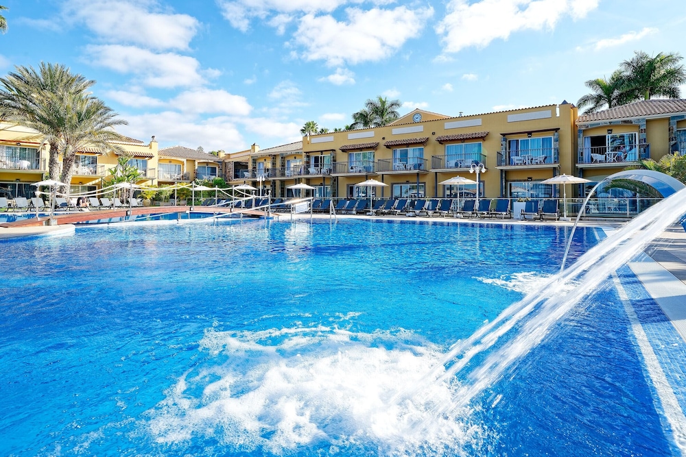 Bull Vital Suites & Spa Boutique Hotel 2/46