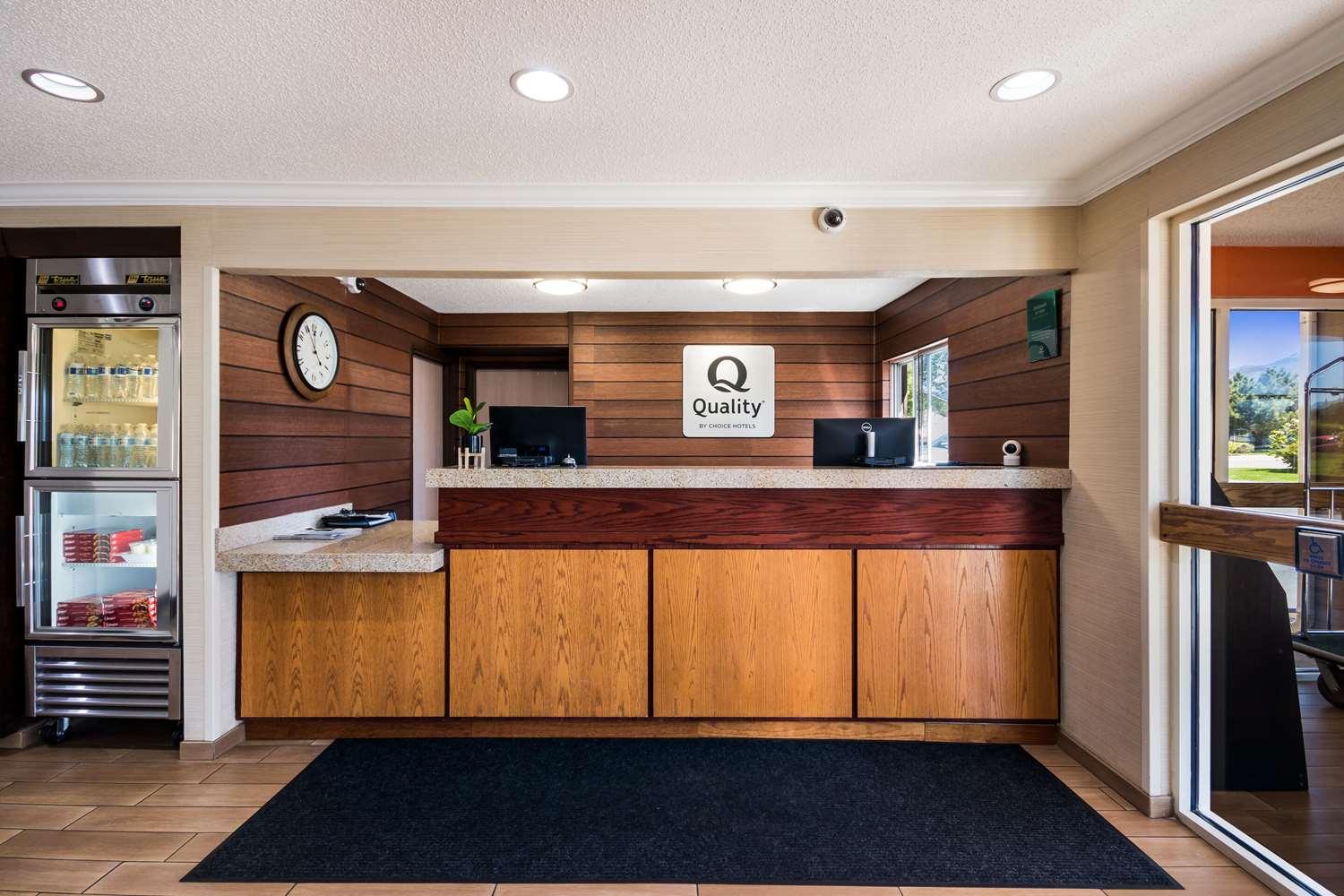 Quality Inn & Suites Bozeman 4/40