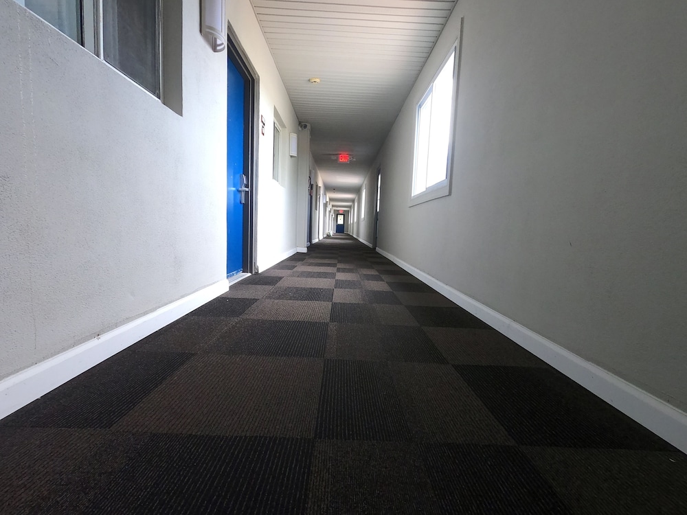 Motel6 Toms River, NJ - Near Seaside Heights 48/69