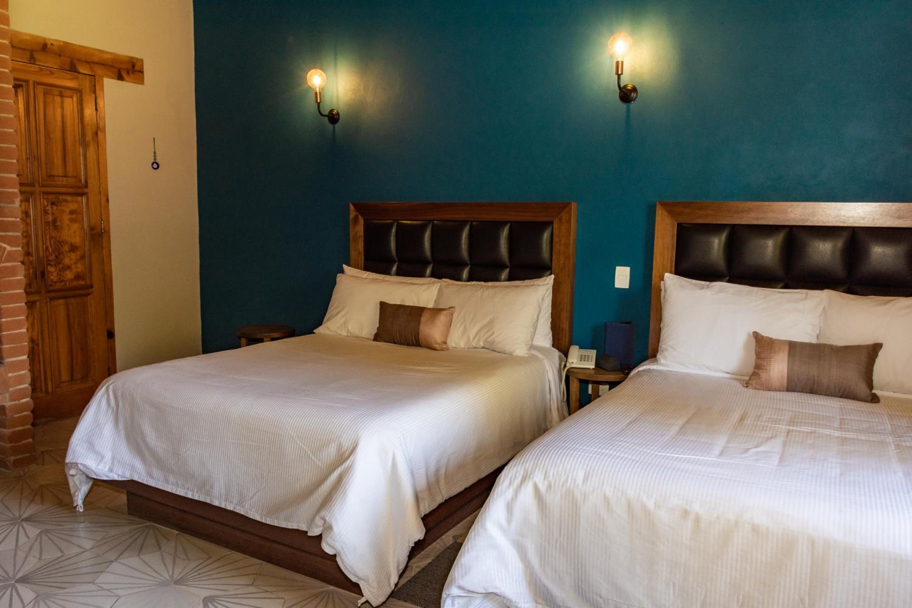 غرفة سوبيريور بسريرين منفصلين، Hotel Boutique Unico Avandaro 3/8