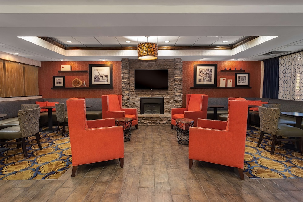 Hampton Inn Bristol 21/28