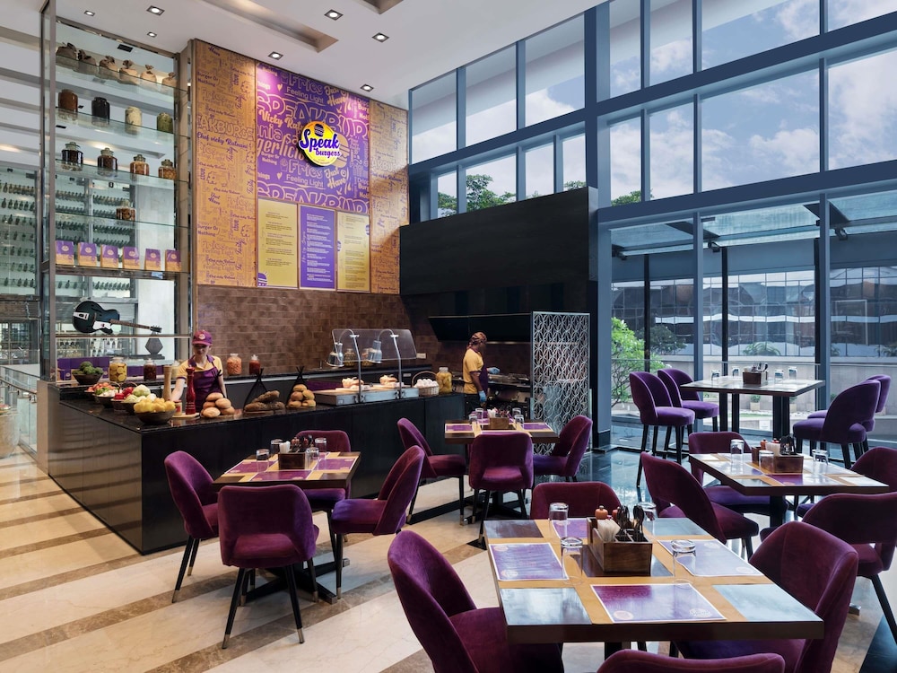 NOVOTEL KOLKATA HOTEL AND RESIDENCES 59/74