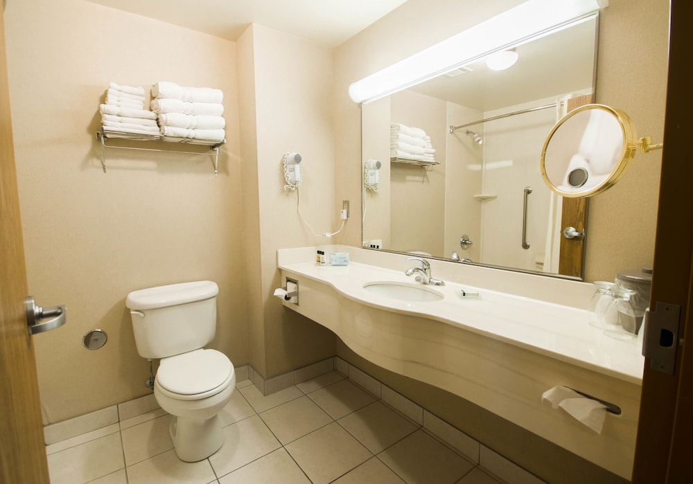 Humphry Inn Suites 8/47