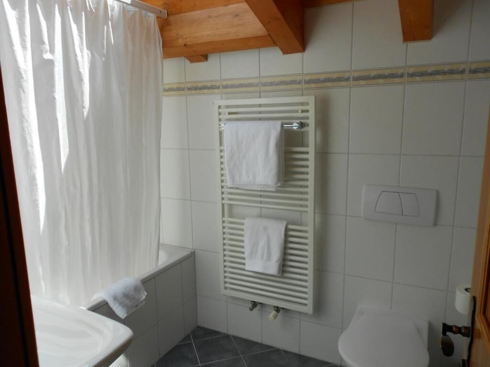Hotel-Restaurant Le Mazot 27/27
