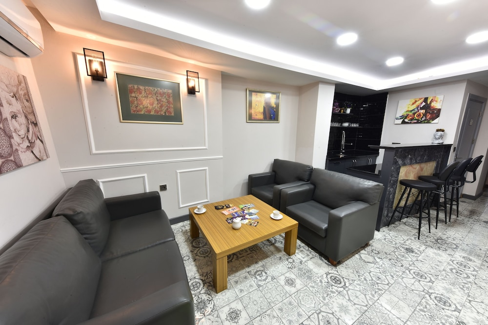 Almina Inn Hotel 32/50