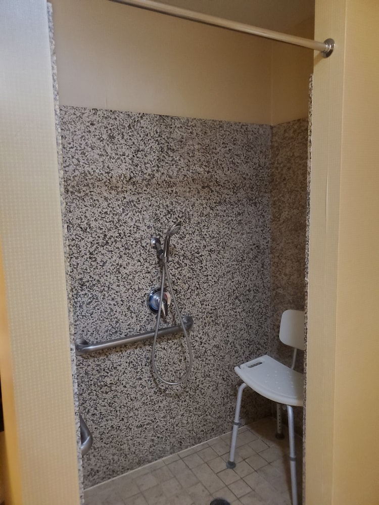 Comfort Suites Blythe, CA 8/49