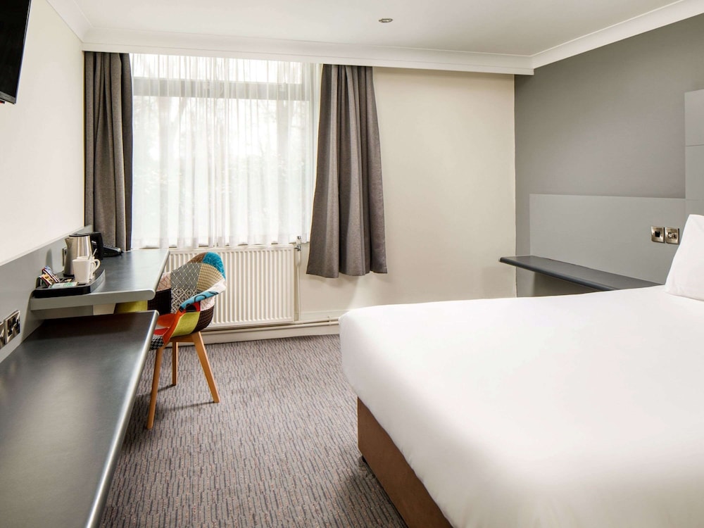 MERCURE CHESTER ABBOTS WELL HOTEL 13/50