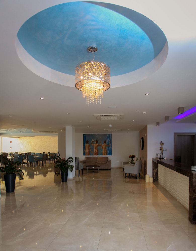 Bellini Hotel 9/48
