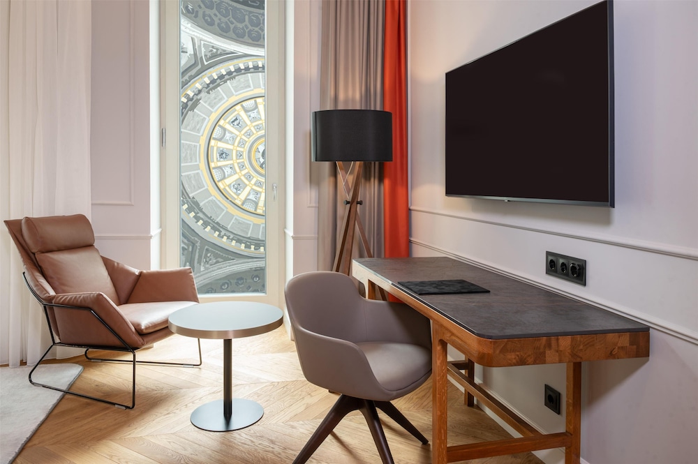 Radisson Collection Hotel, Basilica Budapest 34/44
