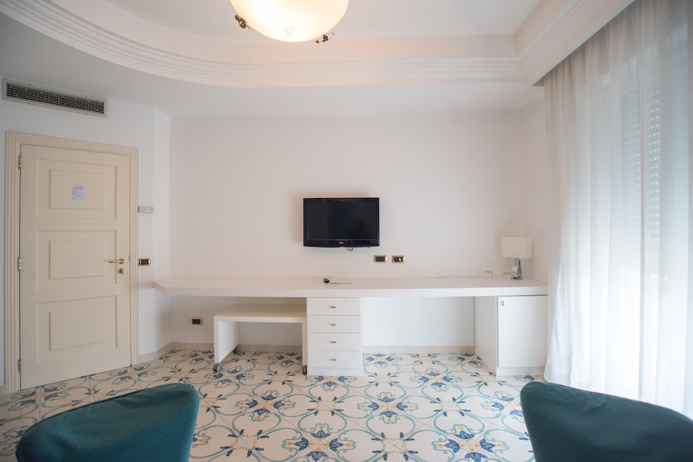 Hotel Villa Maria 44/63