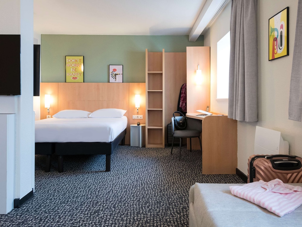 ibis Rennes Centre Gare Sud 24/75