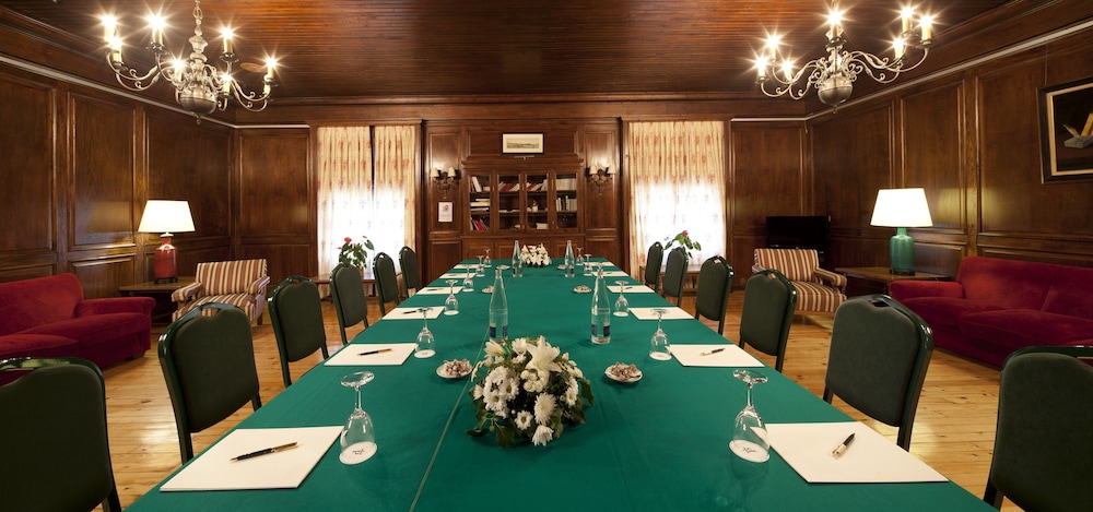 Parador De Cervera De Pisuerga 58/69