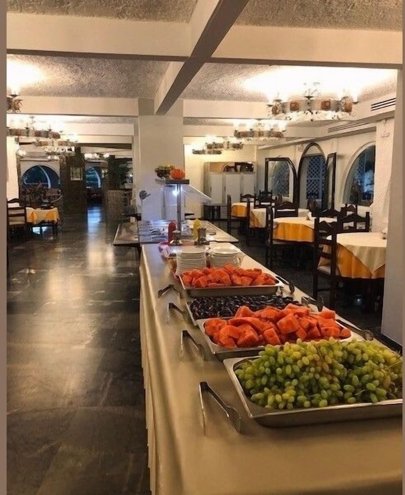 Karteros Hotel 16/49