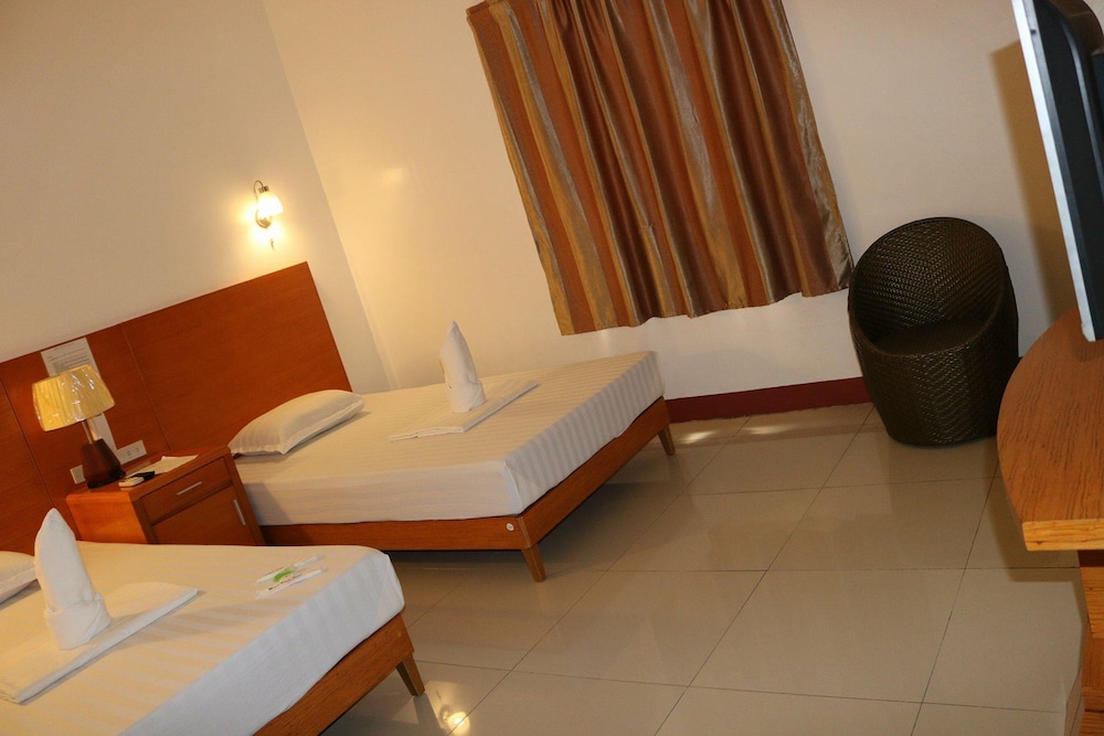 Jeamco Royal Hotel - General Santos 9/30