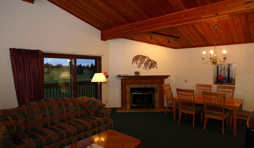 Fairway Inn and Suites Mishicot - Wi 29/50