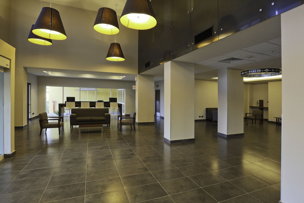 City Express by Marriott Irapuato Norte 4/60