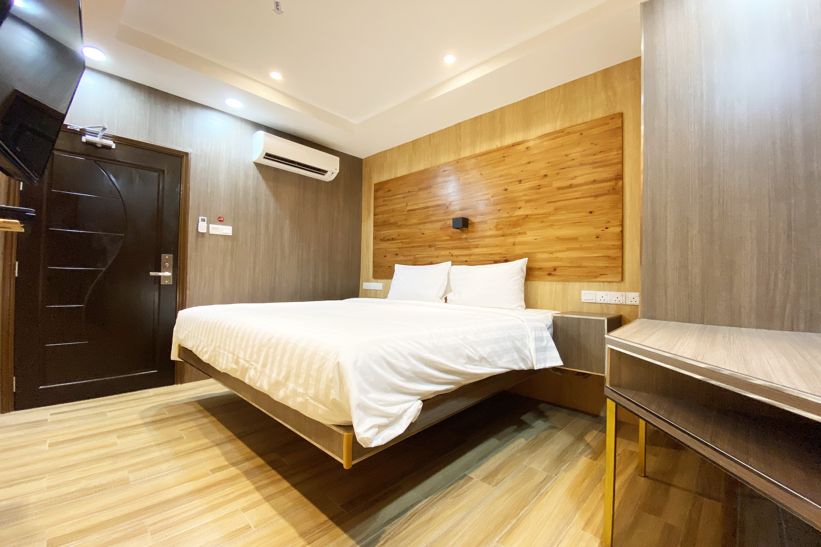 OYO 90262 Kota Kinabalu Homestay, Villa & Suite Boutique 4/18