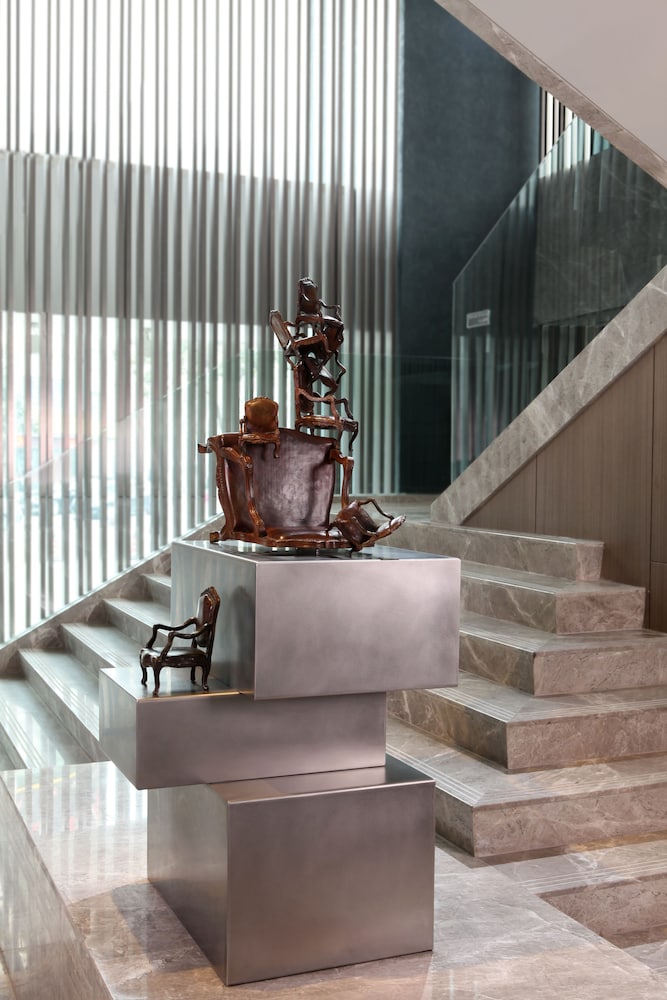 Rhombus Park Aura Chengdu Hotel 35/68