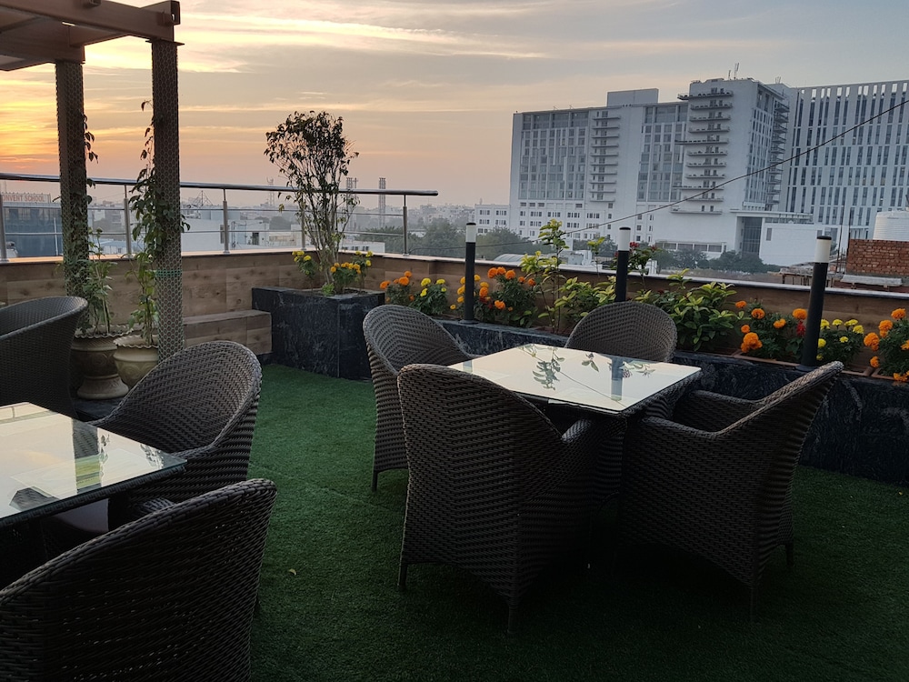 Hotel Platinum Palace 34/50