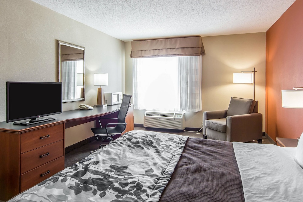 Spark by Hilton Fredericksburg Southpoint 18/38