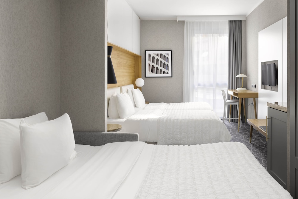 Le Meridien Visconti Rome 25/80