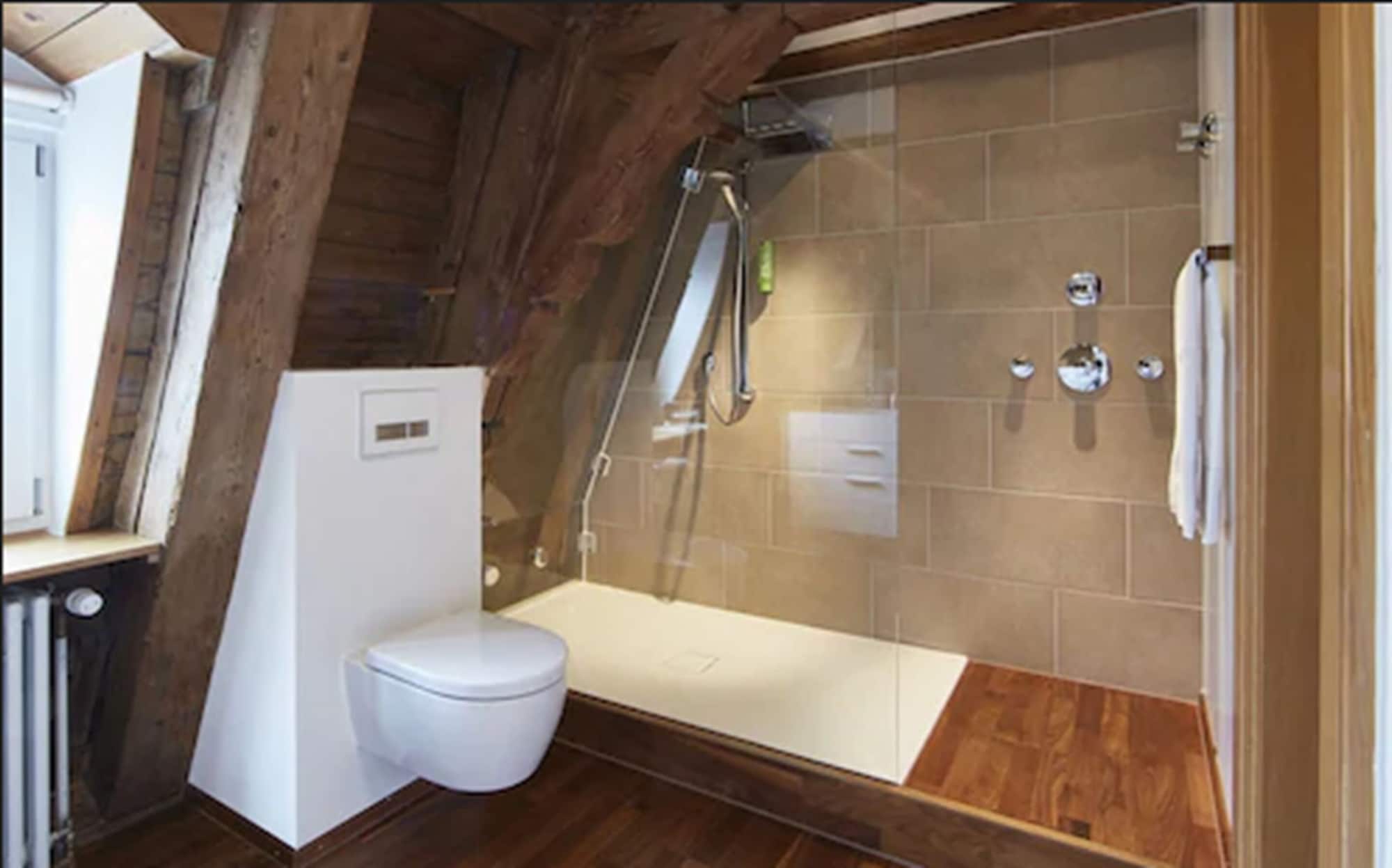 1 BEDROOM, HONEYMOON, STUDIO