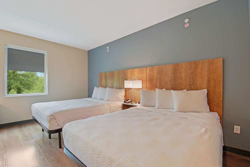 Extended Stay America Austin Airport 8/50
