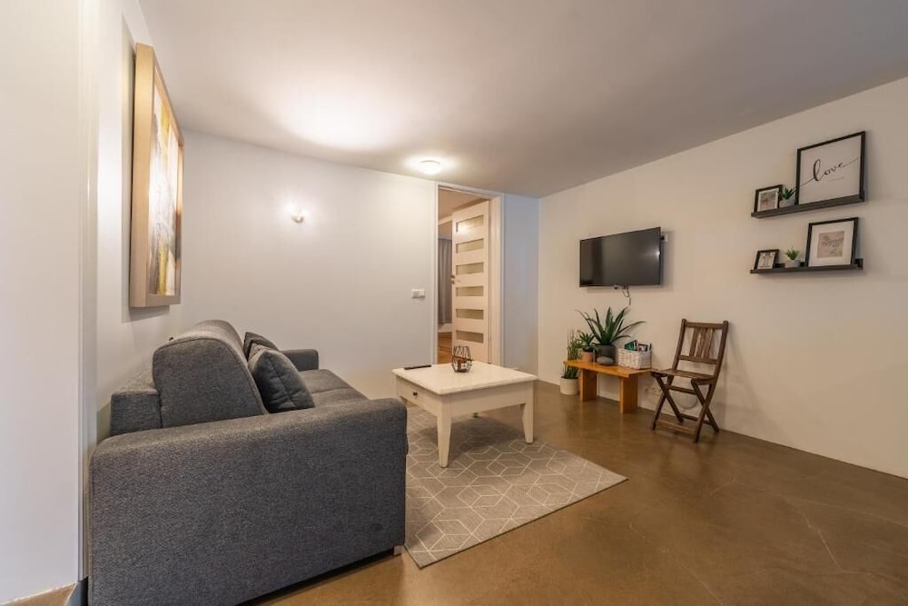 Laugavegur Apartments 27/51